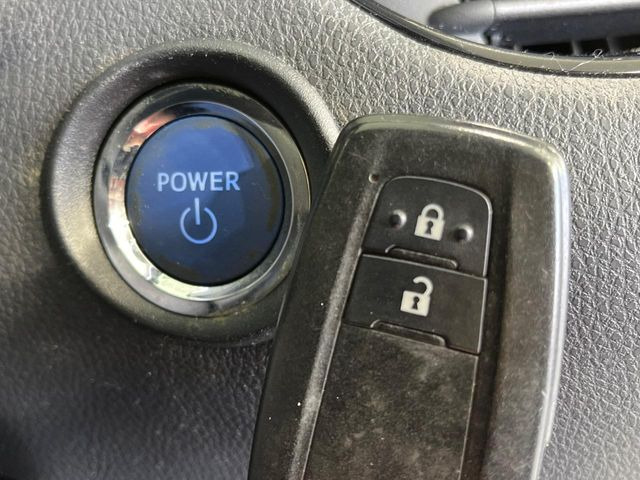 �y�X�}�[�g�L�[�z�J�o����|�P�b�g�ɓ��ꂽ�܂܂ł��h�A�̎{���E�������\�ȃX�}�[�g�L�[�𑕔��B�G���W���̃I���E�I�t�����J�M�����o���K�v����������Ƃ��Ă��֗��ł���