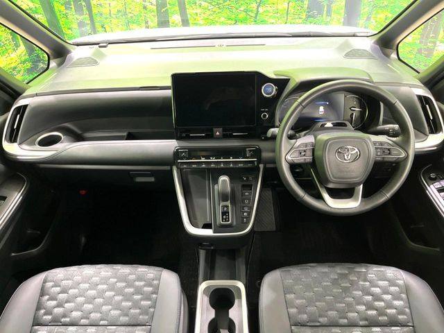 ヴォクシー1.8 ハイブリッド S-Z