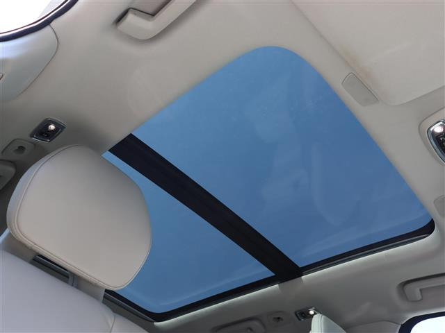 XC90B6 AWD インスクリプション 4WD