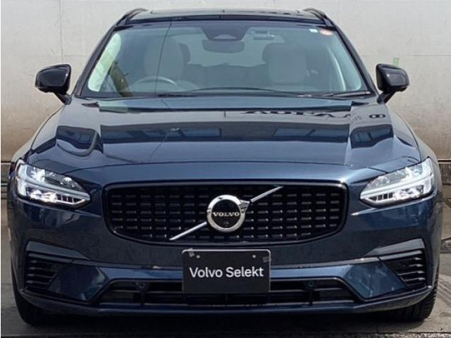 V90リチャージ アルティメット T8 AWD プラグインハイブリッド 4WD