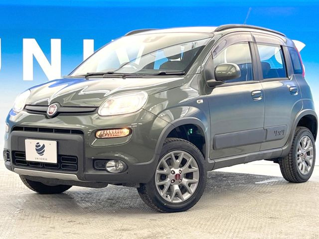 ●無料付帯の保証の他、安心の最長3年・走行無制限保証(有償)をご用意。輸入車を安心してお楽しみいただける様、保証内容も充実はもちろん、無料点検&オイル交換やロードサービスも付帯しております。