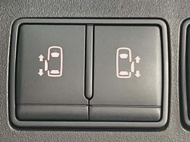 �y�����p���[�X���C�h�h�A�z�X�}�[�g�L�[��^�]�Ȃ̃X�C�b�`�Ō�ȗ����X���C�h�h�A�̊J���\���d��������͂����ăh�A���J����K�v�������A�����Ȃ��q�l�ł��ȒP�ɊJ���߂ł����K�ł���