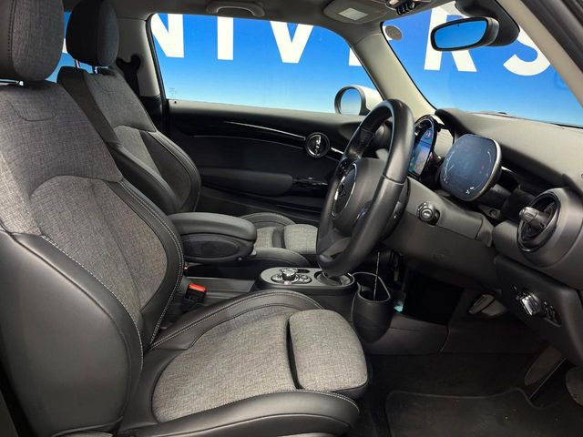 ���V�[�g�̎g�p��:�j��E�ւ�������Ȃ��A�����̒ʂ肫�ꂢ�ȏ�Ԃ��ێ����Ă���܂��B�܂��A�����N���[�j���O�E�R�[�e�B���O�����p�����������܂��B