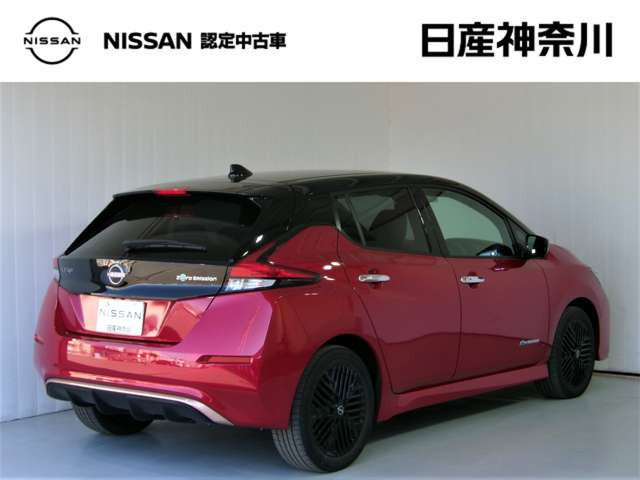 リーフe+ X 90周年記念車