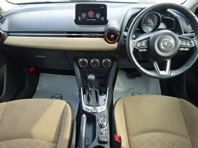 デミオ1.3 13S テーラード ブラウン