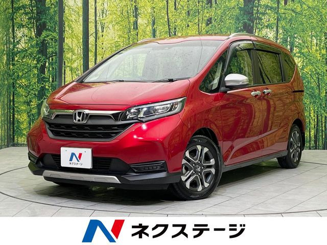 フリード（ホンダ）1.5 ハイブリッド クロスター 中古車画像