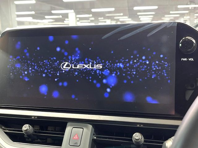 �y10.3�C���`���C�h�i�r�z�������ƃC���p�N�g�̂����^���C�h�i�r�𑕔��B�e��I�[�f�B�I����͂������A�������C�h��ʂł̃}�b�v2�����\���ȂǁA���֐��������i�r�ł���