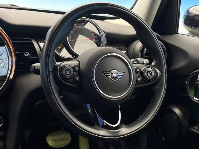 ���n���h�����̃X�������Ȃ��A���ꂢ�ȏ�Ԃ��ێ����Ă���܂��B�e�X�C�b�`���̓�����m�F�ς݂ł��B