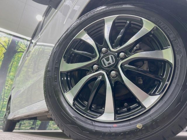 �y����14�C���`�A���~�z�C�[���z�O�ςɃ}�b�`���������A���~�z�C�[���𑕒����Ă���܂��B�e��ЊO�A���~�z�C�[����A�X�^�b�h���X�^�C�����戵�����Ă���܂��B���񂲑��k����������