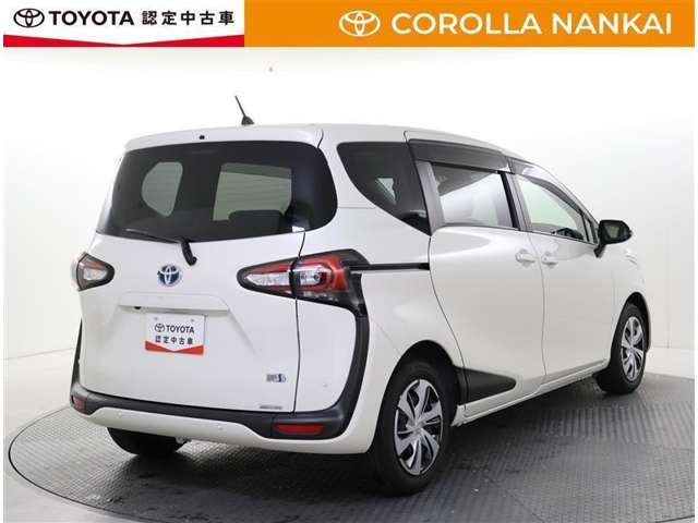 シエンタハイブリッド 1.5 ファンベース G クエロ