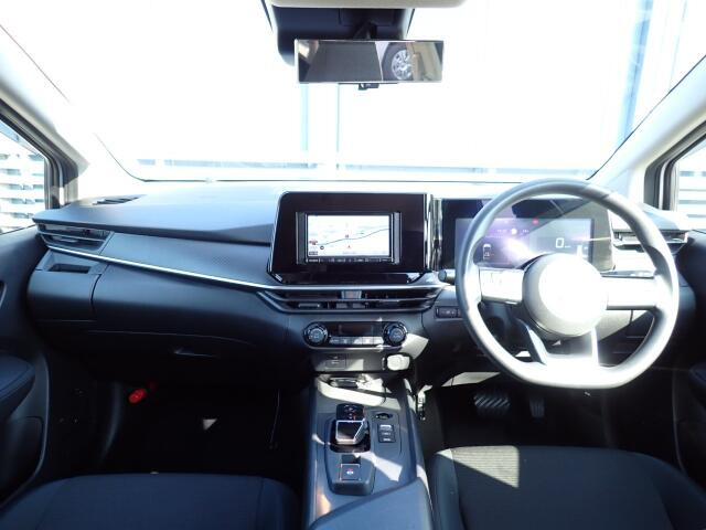 �C���p�l�摜�ɂȂ�܂��B�ԓ��͐��Ǝ҂ɂĎ����N���[�j���O�{�H�ς݂Ȃ̂ŁA��ϐ����ł��B