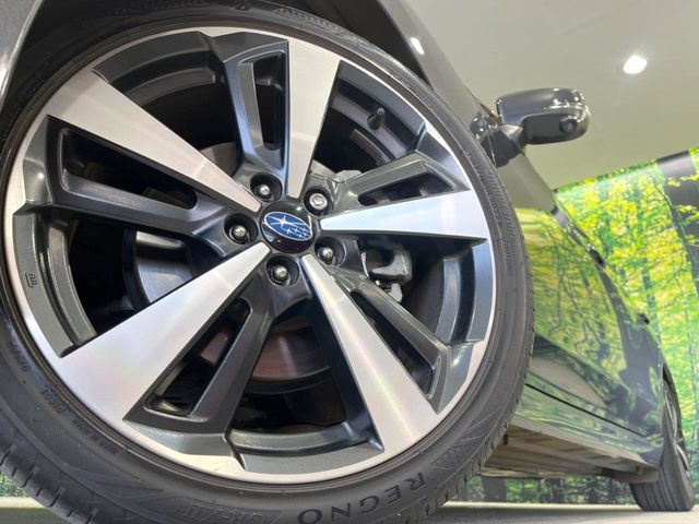 �y����18�C���`�A���~�z�C�[���z�O�ςɃ}�b�`���������A���~�z�C�[���𑕒����Ă���܂��B�e��ЊO�A���~�z�C�[����A�X�^�b�h���X�^�C�����戵�����Ă���܂��B���񂲑��k����������