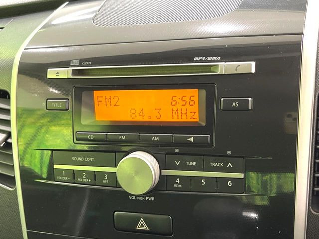 お好きな音楽を車内でお楽しみいただけます♪スピーカー交換・ウーハー追加などの音質向上や、最新ナビ・後席モニター等の取り付けも是非ご相談ください!