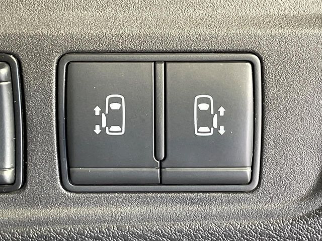 �y�����p���[�X���C�h�h�A�z�X�}�[�g�L�[��^�]�Ȃ̃X�C�b�`�Ō�ȗ����X���C�h�h�A�̊J���\���d��������͂����ăh�A���J����K�v�������A�����Ȃ��q�l�ł��ȒP�ɊJ���߂ł����K�ł���