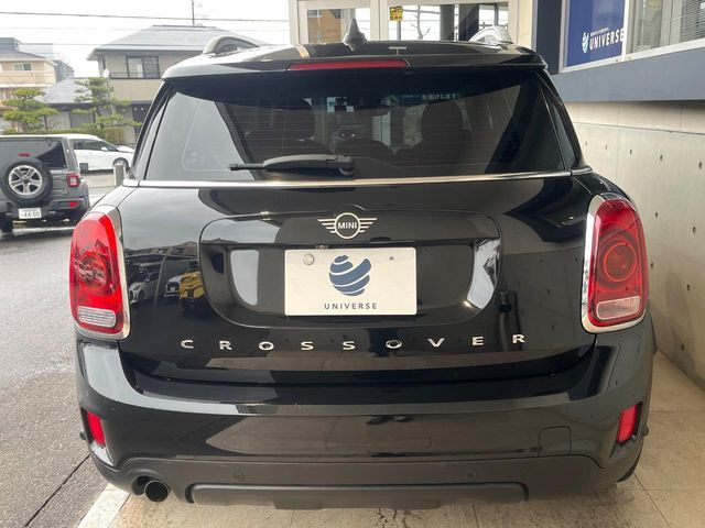 �������t�т̕ۏ؂̑��A���S�̍Œ�3�N�E���s�������ۏ�(�L��)�����p�ӁB�A���Ԃ����S���Ă��y���݂���������l�A�ۏؓ��e���[���͂������A�����_��&�I�C�������⃍�[�h�T�[�r�X���t�т��Ă���܂��B