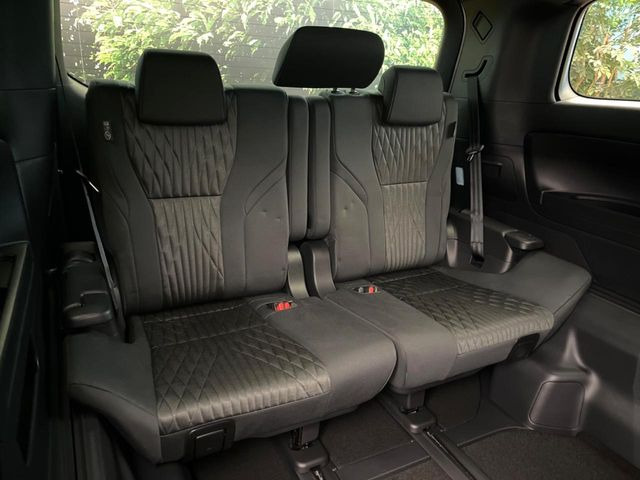 3��ڃV�[�g�͂�������ԗǍD����l�ł��������ƍ����Ē����܂��̂ŁA��l���ł̂��o���������N���N�ł��􂲉Ƒ��ŁA�C�̒m�ꂽ���ԂŁA�h���C�u�ɍs���̂��y���݂ł��ˁ�