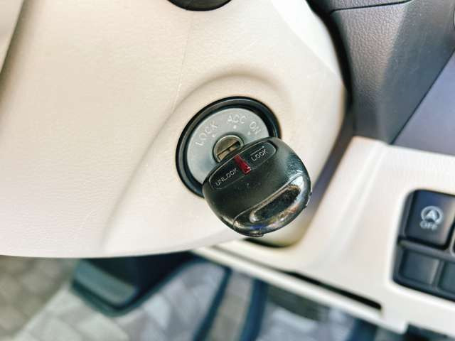 �y�L�[���X�G���g���[�z���ꂽ�ꏊ����h�A�̊J���ł��A�����^�b�`�Ŋy�X��荞�߂܂���