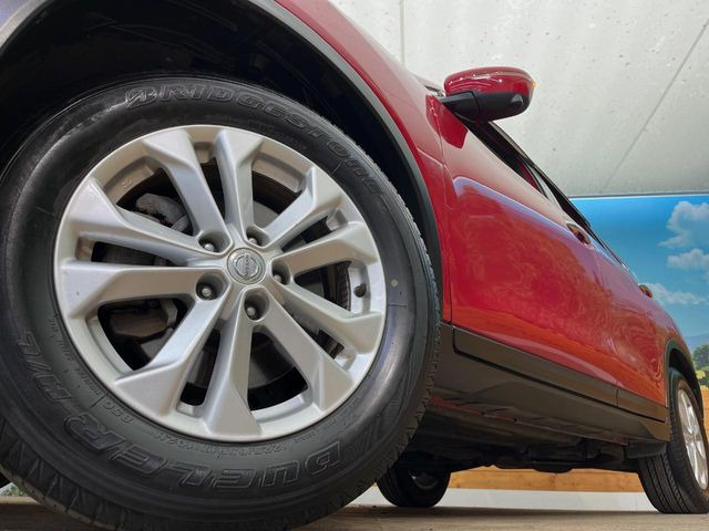 �y����17�C���`�A���~�z�C�[���z�O�ςɃ}�b�`���������A���~�z�C�[���𑕒����Ă���܂��B�e��ЊO�A���~�z�C�[����A�X�^�b�h���X�^�C�����戵�����Ă���܂��B���񂲑��k����������