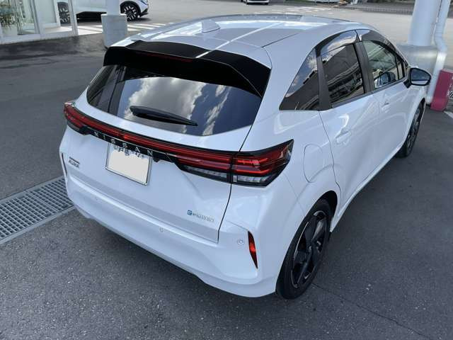 ノートオーラ1.2 G レザーエディション