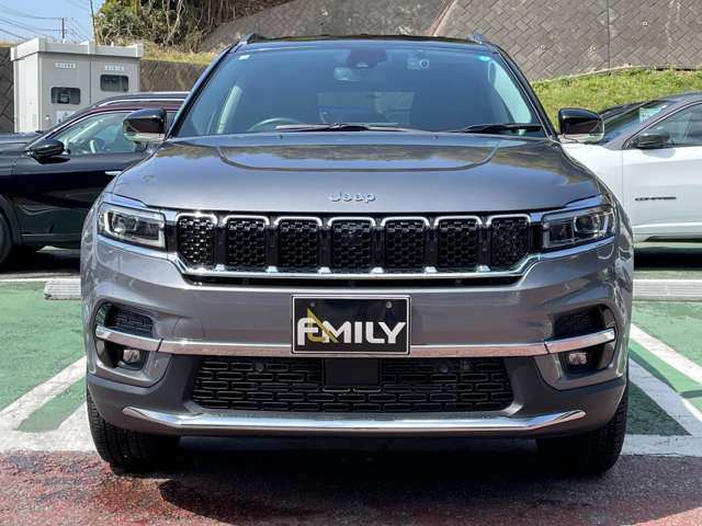 コマンダー2.0 リミテッド ディーゼル 4WD