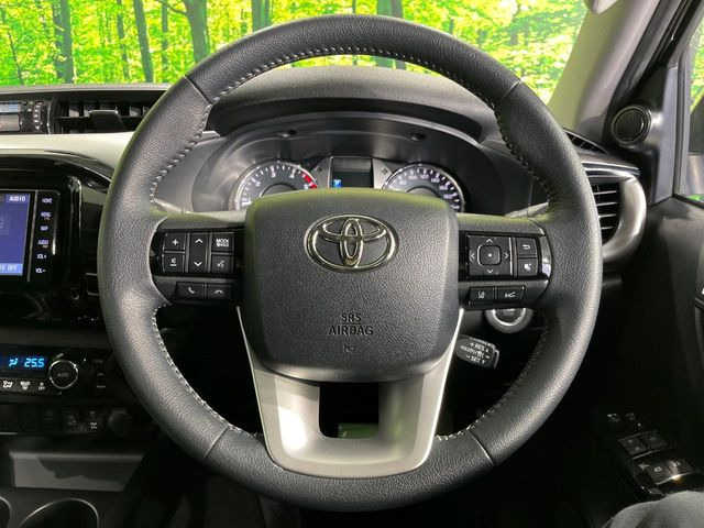 �y�����v�����X�e�A�����O�z�㎿�Ȋv���g�p���邱�ƂŁA��ɂ����������݂ƂĂ��^�]���₷���n���h���ł���