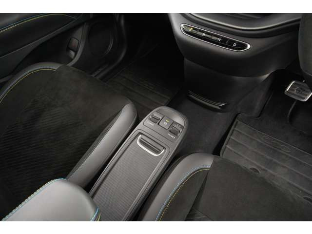 �q��������294km(�[�d���s���� WLTC���[�h)�A�V���o�̃z�b�g�n�b�`���f���𐥔񂲌�����������!