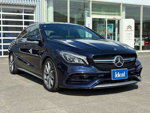 CLAクラスAMG CLA45 4マチック 4WD