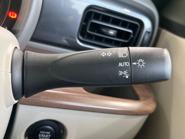 �y�I�[�g���C�g�z����̖��邳�ɉ����Ď����Ńw�b�h���C�g�̓_���E�������ł���@�\�ł�!���C�g�̕t���Y��E�����Y��Ȃǂ������Ȃ�A�J�̓���[���̑��s�����S!�g���l���ʉߎ����֗��ł��ˁ�