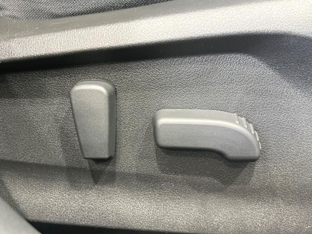 �y�p���[�V�[�g�z�X�C�b�`��ŊȒP�ɃV�[�g�̔��������\!�d��������͂�����܂���!���K�ȃV�[�g�|�W�V�����ɃZ�b�g���āA���K�ȃh���C�u�����y���݂��������B