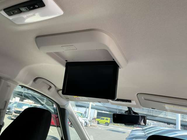 セレナ1.2 e-POWER ハイウェイスターV