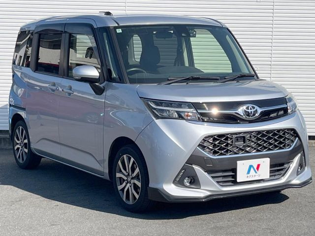 高透明度のガラス皮膜で撥水はもちろん、上質なツヤ・光沢を実現。紫外線や酸性雨から大切な愛車を保護し、色あせ・劣化を防止。「弾スプラッシュコート」、「弾プリミッサコート」からお選びいただけます。