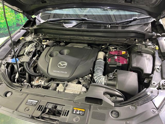 安心の最長10年・走行無制限保証(有償)をご用意。保証内容も充実はもちろん、無料点検&オイル交換や、年中無休の全国・24時間ロードサービスも付帯されておりますのでご安心下さい。