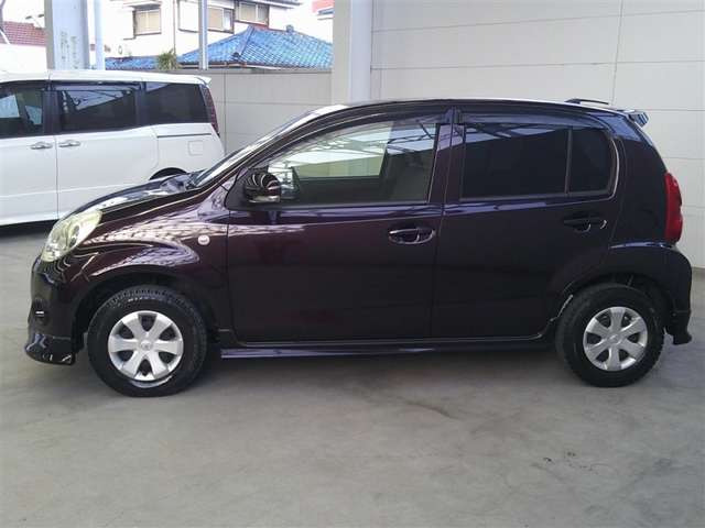 パッソ1.0 X クツロギ