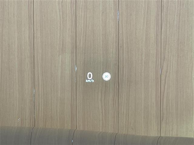 V60T5 インスクリプション