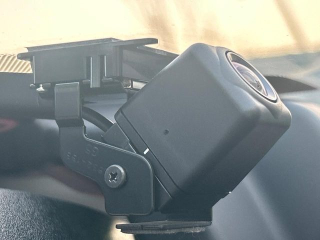 �y�h���C�u���R�[�_�[�z�h���C�u���R�[�_�[����!���s���͂������A������^�]�⎖�̂ɑ��������ہA�f���ŋL�^���A����̃��X�N�ɔ����܂��B���L�^�pSD�J�[�h�͂��q�l�����g�ł��������������K�v������܂��B