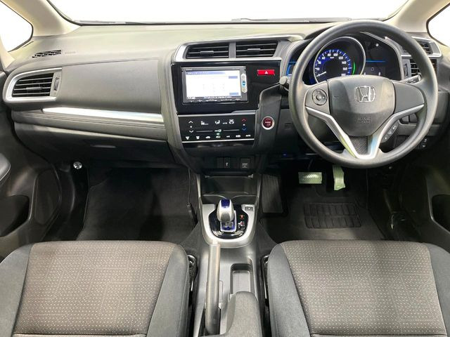 フィット1.5 ハイブリッド Fパッケージ