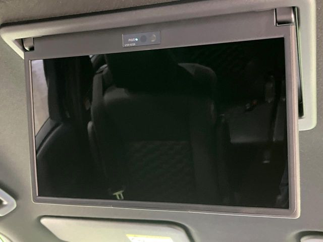 ヴォクシー1.8 ハイブリッド S-Z