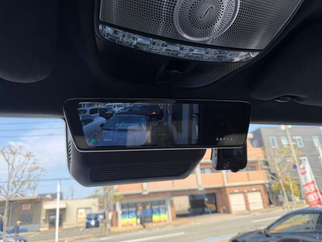 �f�W�^���C���i�[�~���[(����̉f�����f���o���܂�)