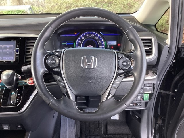 オデッセイ2.0 ハイブリッド アブソルート ホンダセンシング