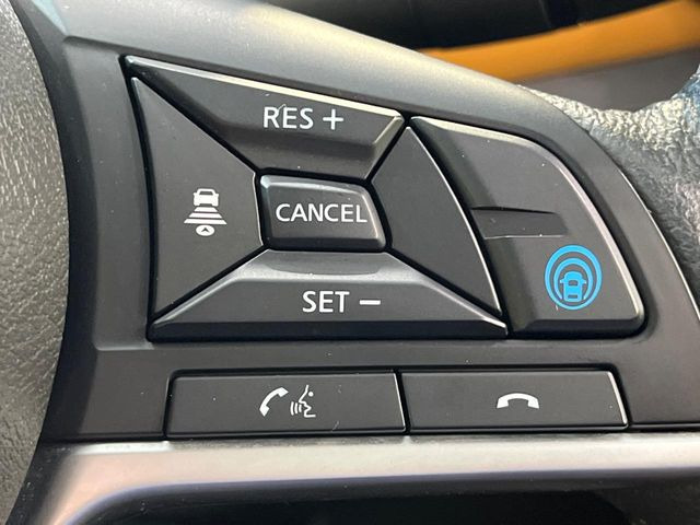 【プロパイロット】高速道路での長距離走行が楽に!!渋滞時と巡回走行のシーンで、アクセル・ブレーキ・ステアリングを自動で制御し、長距離運転の負担を軽減してくれます♪