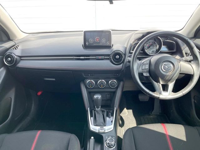 デミオ1.3 13S ツーリング