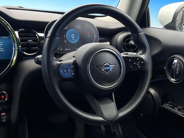 ���n���h�����̃X�������Ȃ��A���ꂢ�ȏ�Ԃ��ێ����Ă���܂��B�e�X�C�b�`���̓�����m�F�ς݂ł��B