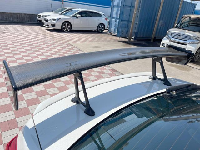 �ySTI�h���C�J�[�{�������X�|�C���[�z�X�|�[�c�J�[�炵�����O�b�ƈ�������^�����X�|�C���[�𑕒��􍂑����s���̃X�^�r���e�B(���s���萫)����ɖ𗧂��܂��B