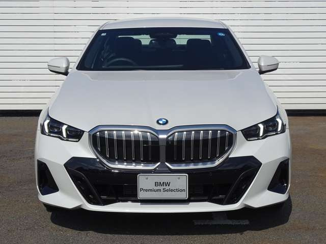 5シリーズセダン523d xドライブ Mスポーツ 4WD