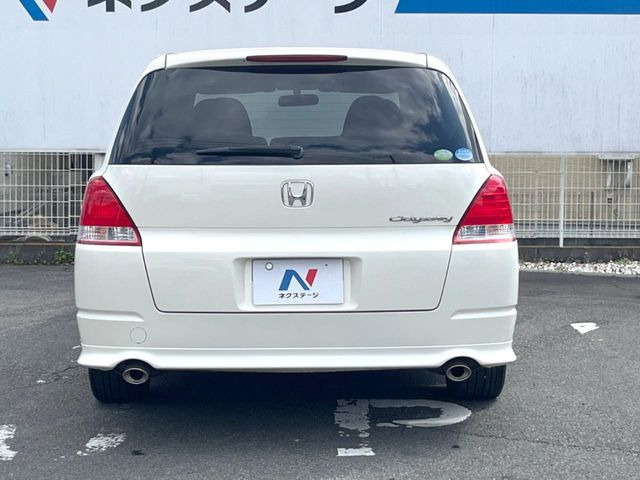 安心の最長10年・走行無制限保証(有償)をご用意。保証内容も充実はもちろん、無料点検&オイル交換や、年中無休の全国・24時間ロードサービスも付帯されておりますのでご安心下さい。