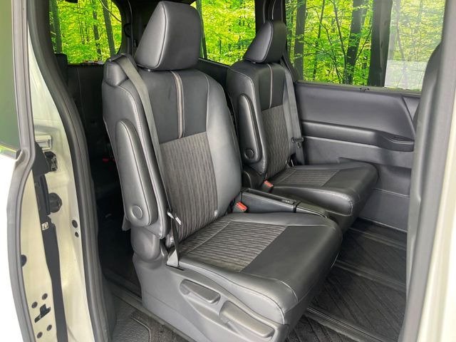 �y�n�[�t���U�[�V�[�g�z�������ƍ���S�n�𗼗������l�C�̃V�[�g���w�ʁE���ʂ̃t�@�u���b�N�f�ނ́A�ʋC���̗ǂ��⊊��ɂ����ɗD��Ă��܂��B�C���╞���ɍ��E���ꂸ���K�ɂ���肢�������܂��B