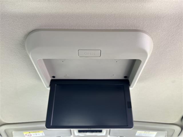 セレナ1.2 e-POWER ハイウェイスターV