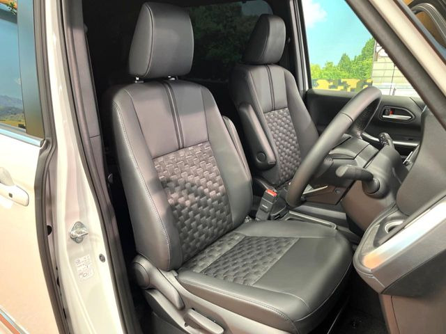 �y�n�[�t���U�[�V�[�g�z�������ƍ���S�n�𗼗������l�C�̃V�[�g���w�ʁE���ʂ̃t�@�u���b�N�f�ނ́A�ʋC���̗ǂ��⊊��ɂ����ɗD��Ă��܂��B�C���╞���ɍ��E���ꂸ���K�ɂ���肢�������܂��B