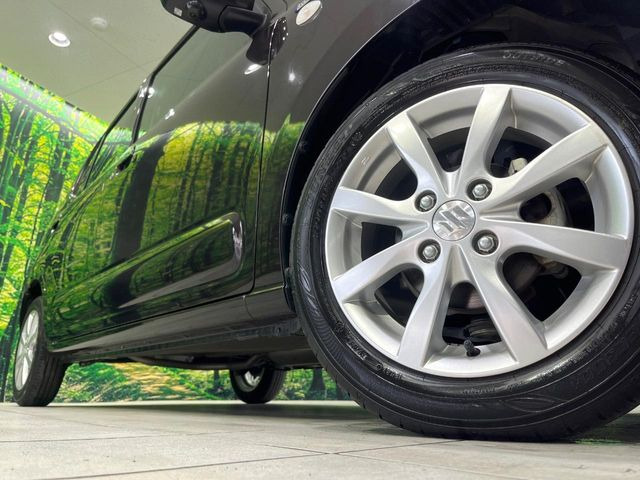 �y����14�C���`�A���~�z�C�[���z�O�ςɃ}�b�`���������A���~�z�C�[���𑕒����Ă���܂��B�e��ЊO�A���~�z�C�[����A�X�^�b�h���X�^�C�����戵�����Ă���܂��B���񂲑��k����������