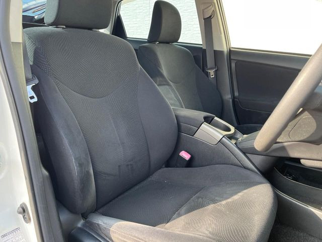 �^�]�ȃV�[�g���͎g�p�������Ȃ��A�ǍD�ȏ�ԂƂȂ��Ă��܂��B���J�Ɏg���Ă������Ƃ��悭�킩��܂��ˁB